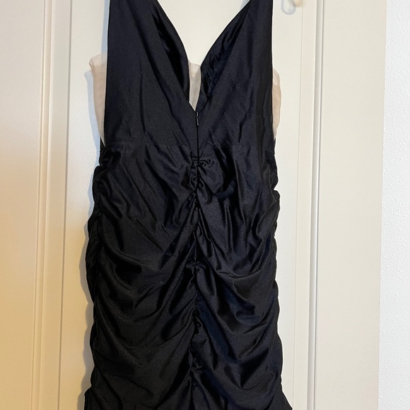 Sherri Hill Cutout Short Black Dress - Picture 1 of 3